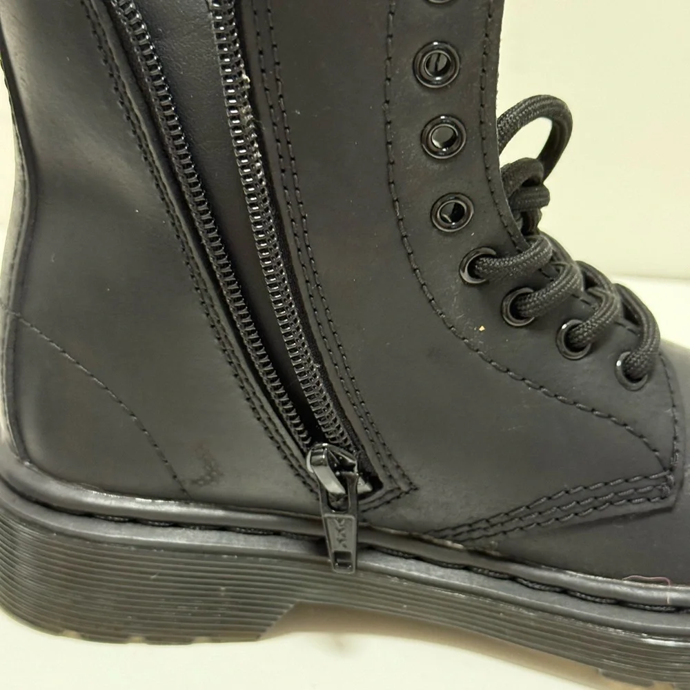 Dr Martens Fleece Lined WarmAir - Picture 13 of 16